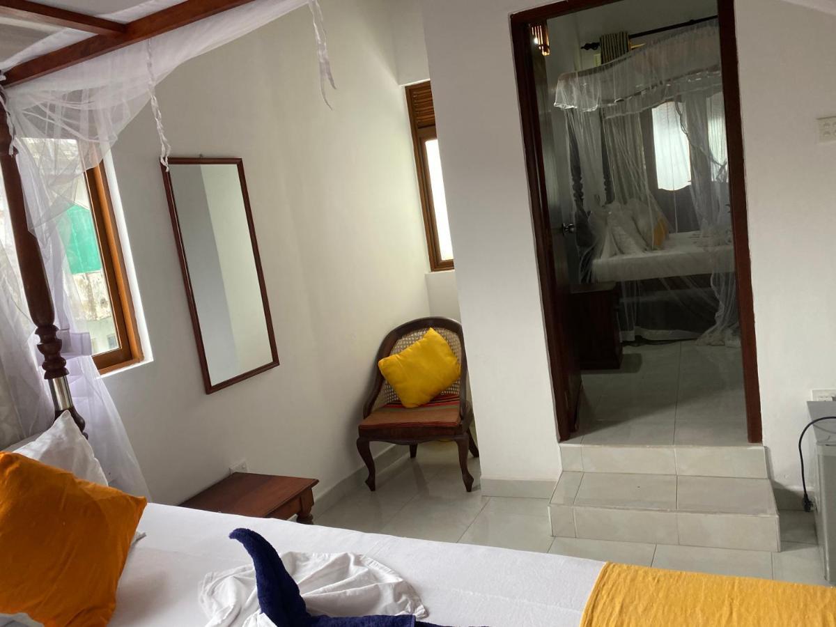 Flamingo Guest House Unawatuna Exteriör bild