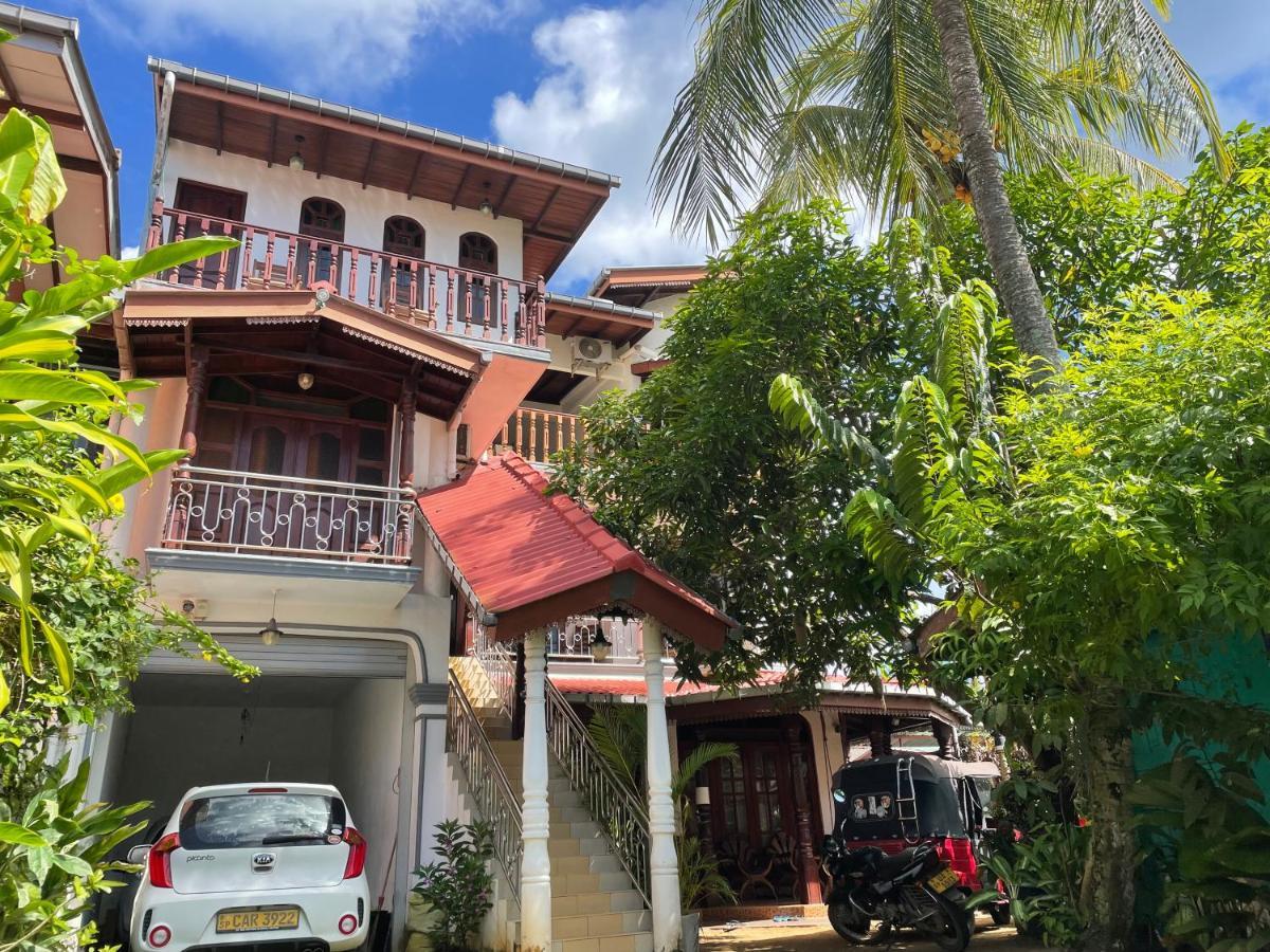 Flamingo Guest House Unawatuna Exteriör bild