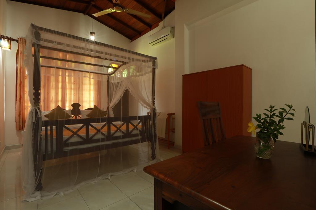 Flamingo Guest House Unawatuna Exteriör bild
