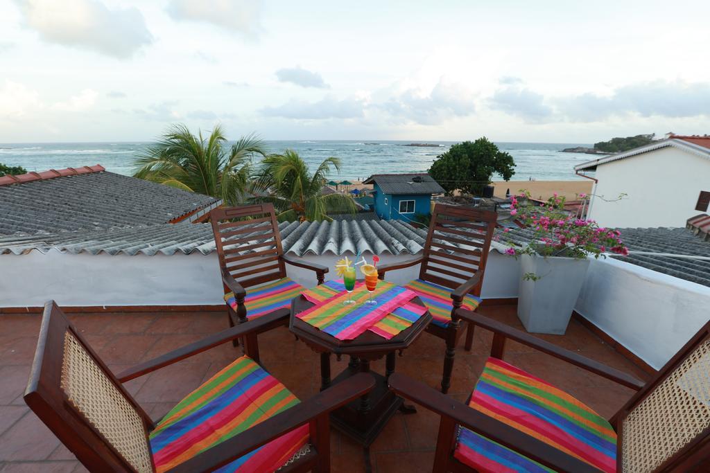 Flamingo Guest House Unawatuna Exteriör bild