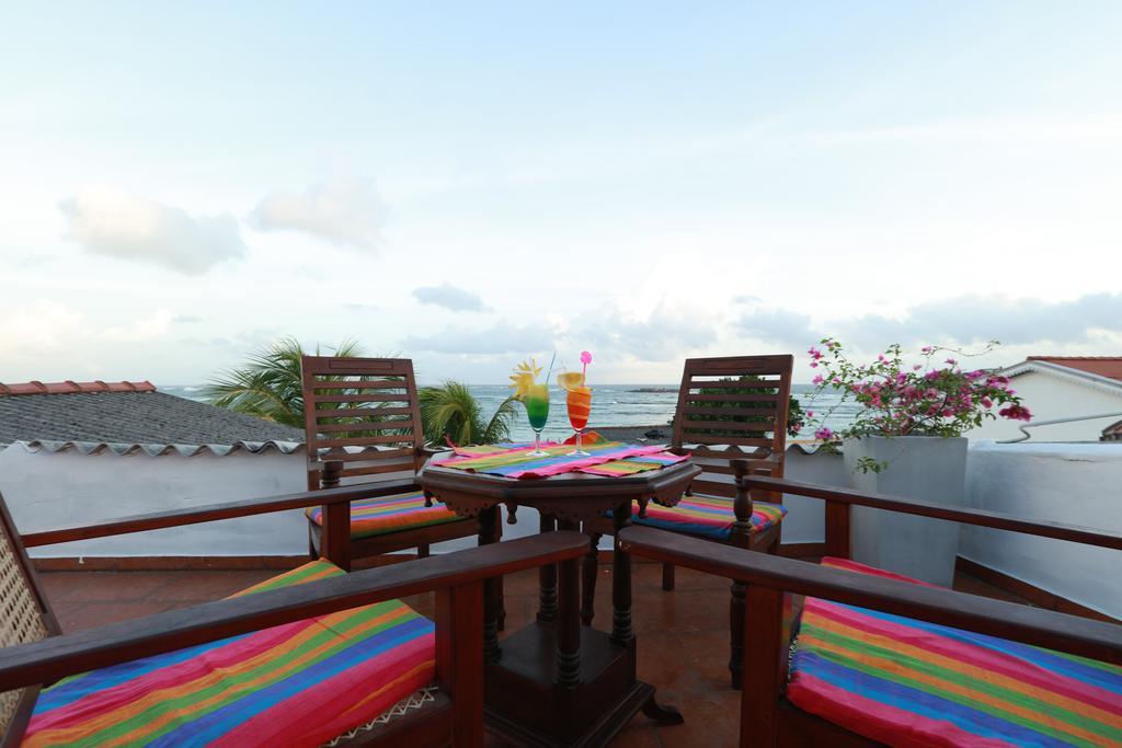 Flamingo Guest House Unawatuna Exteriör bild